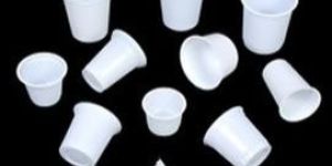 White Disposable Plastic Glasses
