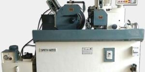 Centerless Grinder Machine
