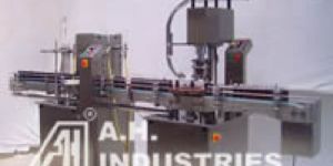Automatic Four Head Liquid Bottle Filling Machine
