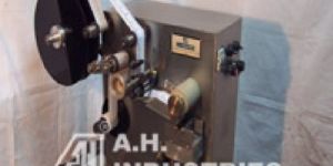 Semi Automatic Sticker Labeling Machine