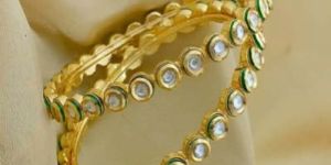 Kundan Bangles