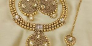 Raas Rava Polki Necklace Set