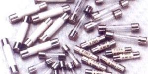 LOW VOLTAGE MINIATURE FUSE