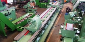 Heavy Duty Lathe Machine