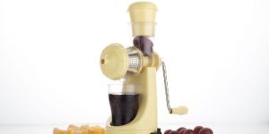 Manual Juicer