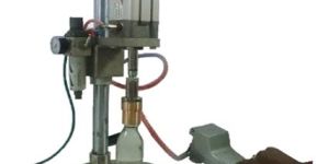 Semi Automatic Crown Capping Machine