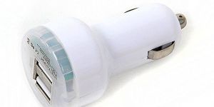 PORT USB CAR CHARGER