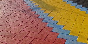 CEMENT BLOCKS MAKING MACHINE