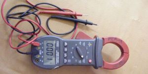 Clamp Meter