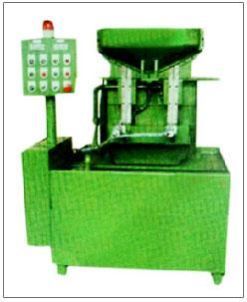 PNEUMATIC FLANGE NUT TAPPING MACHINE