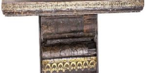 Beautiful Wooden Bracket Curated