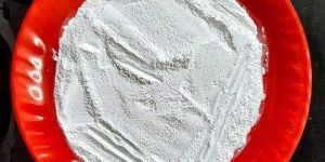 OFF WHITE Urea Formaldehyde Powder
