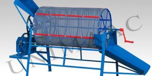 SAND SEIVING MACHINE