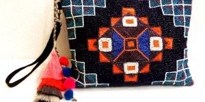 HANDICRAFT BEADED CLUTCH