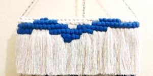 RUGS CROSS BODY CLUTCH