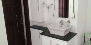 B3 Royal Collection Vanity