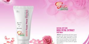 Divine Rose Petal Extract Face Wash