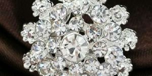 Flower Pattern Brooch Pin