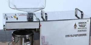 Cold Press Oil Maker Machine