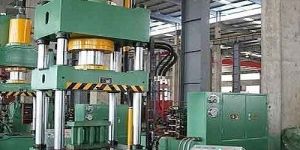Four Pillar Hydraulic Press