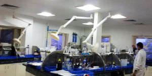 Laboratory Fume Extractor