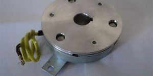 ELECTROMAGNETIC FLANGE MOUNTED