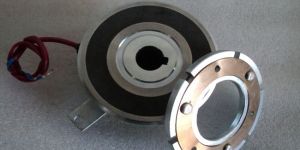 ELECTROMAGNETIC FLANGE MOUNTED BRAKE