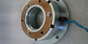 ELECTROMAGNETIC SHAFT MOUNTED