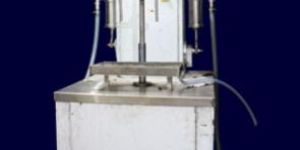 Automatic Liquid Filling Machine
