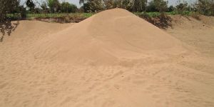 Silica Sand