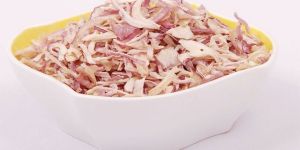Dehydrated Onion