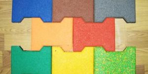 Interlocking Tiles Machine