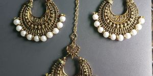 Gold Plated Earing with Mang Tika Combo