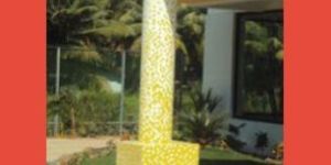 Pillar Gradient Glass Mosaic Tile