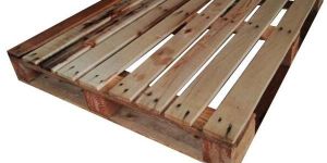 Used Wooden Pallets