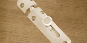 Capsuale Baby Latch