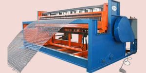 Wire Mesh Making Machine