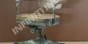 VINTAGE INDUSTRIAL Lift Chairs