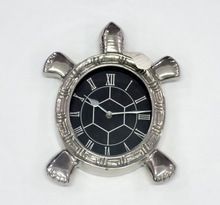 Aluminum Metal Silver Color Decorative Analog Wall Clock