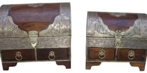 Gifts Items Furniture - Wooden Gujarati Jewellery Box