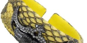 SILVER DIAMOND MOTIF LEATHER CUFF BRACELET