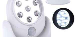 KAWACHI CORDLESS MOTION ACTIVATED SENSOR LIGHT WALL LAMPS 360 DEGREE 6V 7 LEDS ROTATION LIGHT