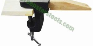 Bench Pin With Combination Anvil