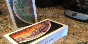 Brand New Apple iPhone XS XS Max 64GB/256GB
