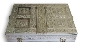 Decorative Riyal Box