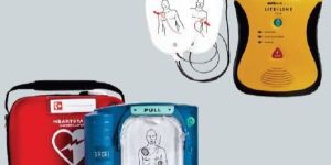 AUTOMATIC EXTERNAL DEFIBRILLATOR (AED)