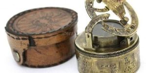 Nautical Pocket Sundial Compass