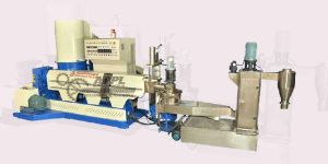 Plastic Recycling Machine