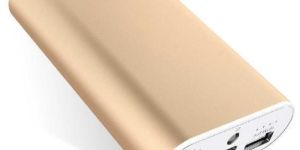 Yoobao car charger port (Premium Car Accessories - DealKarDe )