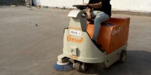 Battery Operated Floor Cleaning Equipment